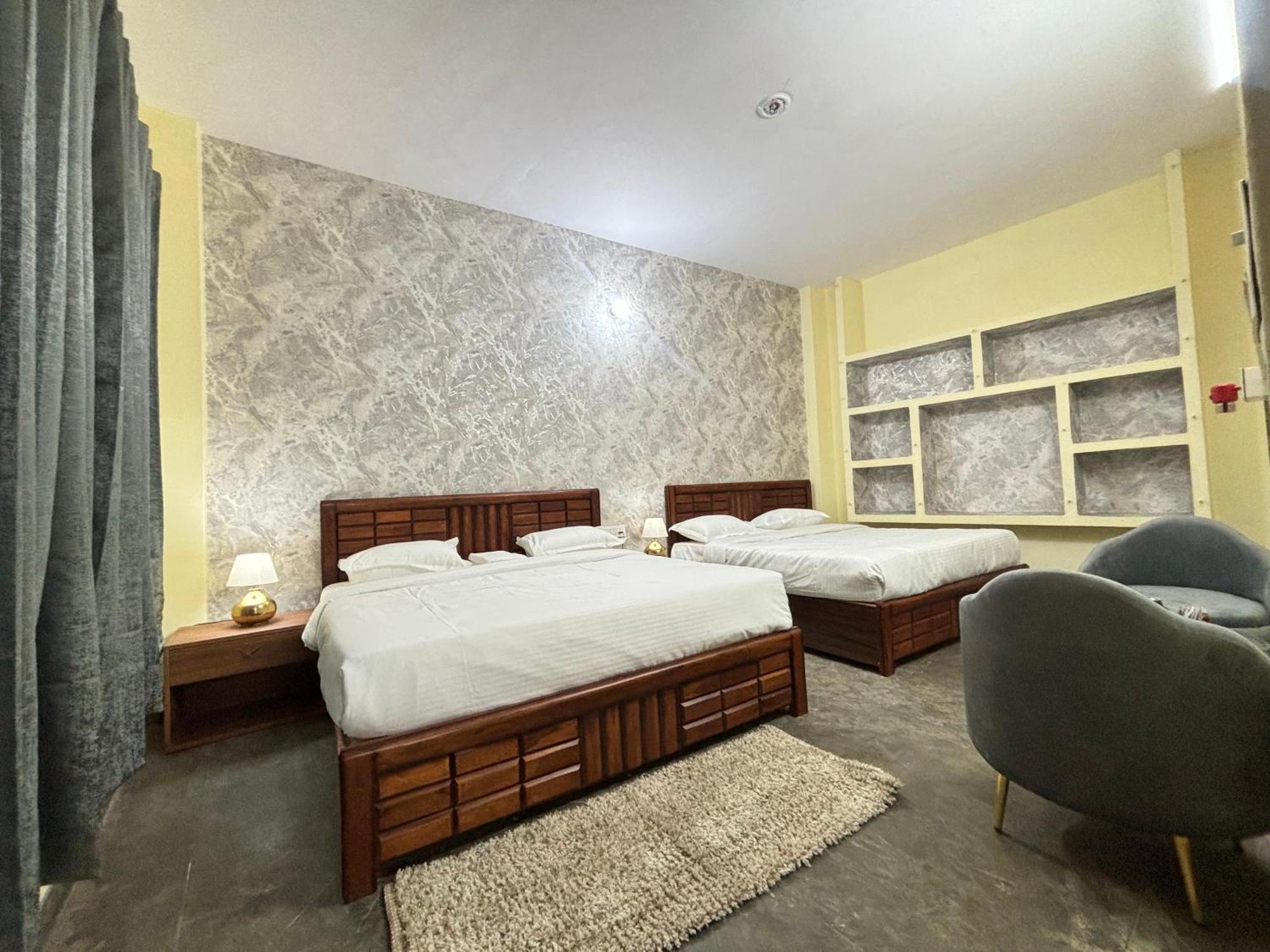 Amara Homestays Allāhābād Junction Exteriör bild